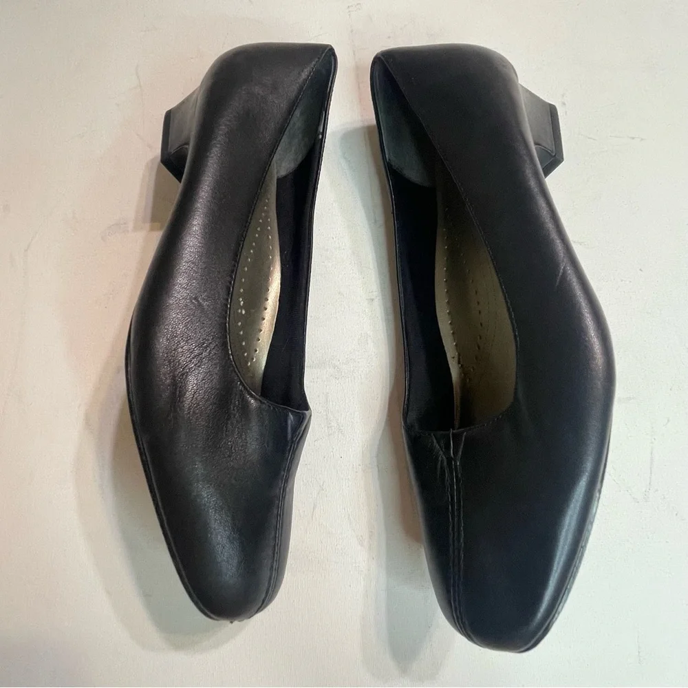 Trotters Doris‎ Block Kitten Heel Pumps   Shoes